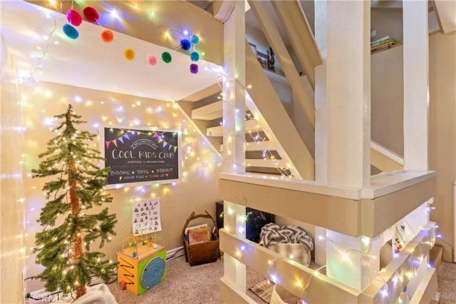 664 Circle, Lake Arrowhead, CA 92352