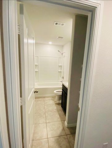 10333 Fort Belknap Trail, Crowley, TX 76036