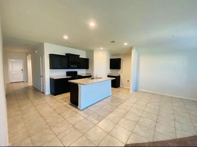 10333 Fort Belknap Trail, Crowley, TX 76036