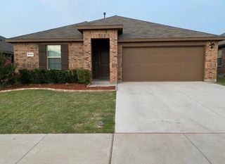 10333 Fort Belknap Trail, Crowley, TX 76036
