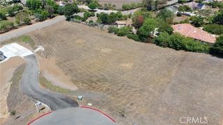 1916 Gray Rabbit Hollow Lane, Fallbrook, CA 92028