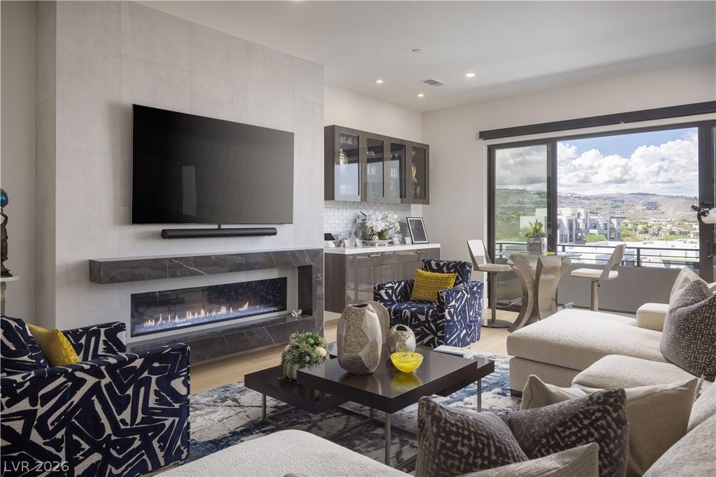 358 Solitude Peak Lane, Henderson, NV 89012 — photo 2
