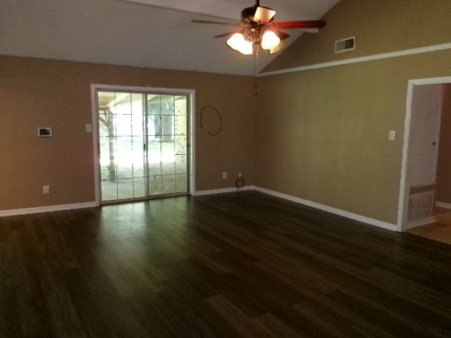 8401 Dogwood Trail, Haughton, LA 71037