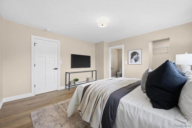 1709 Stirling Avenue, Pontiac, MI 48340