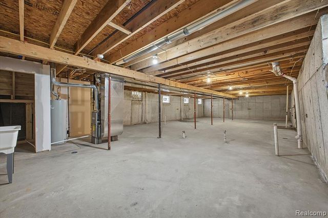 1709 Stirling Avenue, Pontiac, MI 48340