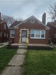 18624 Albion Street, Detroit, MI 48234