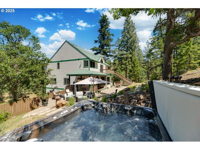 304 TOAD Rd, Goldendale, WA 98620