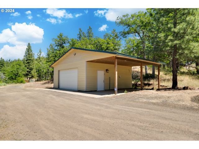 304 TOAD Rd, Goldendale, WA 98620