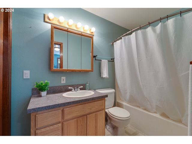 304 TOAD Rd, Goldendale, WA 98620