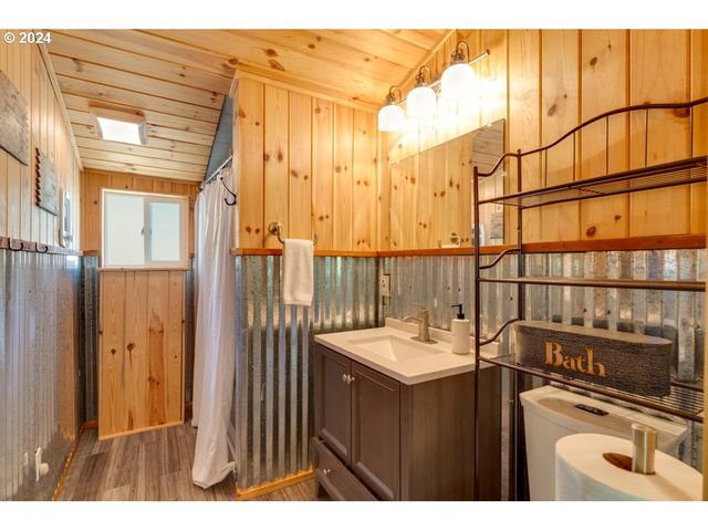 304 TOAD Rd, Goldendale, WA 98620