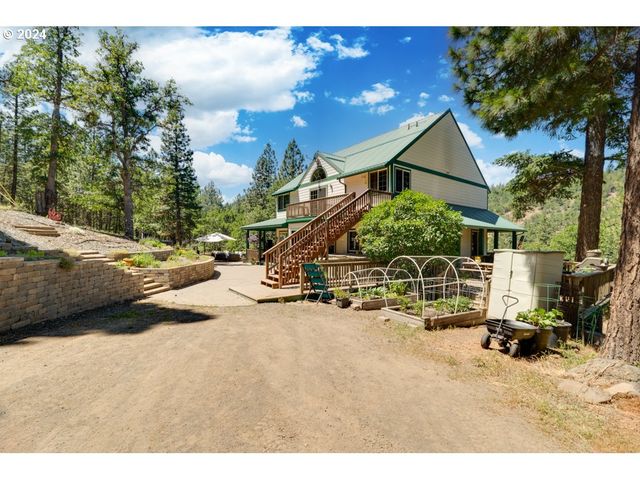 304 TOAD Rd, Goldendale, WA 98620