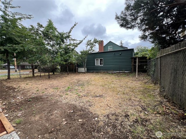 6716 Mt Tacoma Drive SW, Lakewood, WA 98499