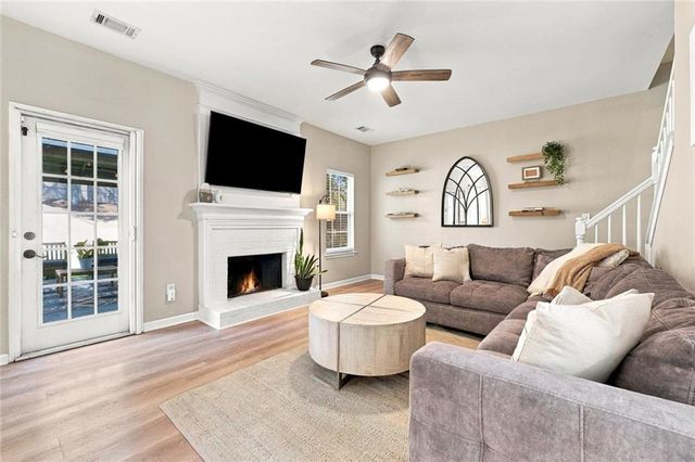1274 Dalesford Drive, Alpharetta, GA 30004