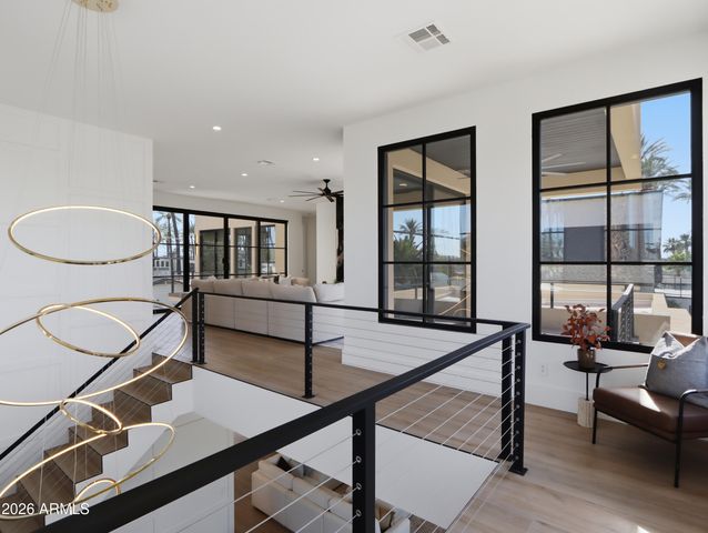 4317 E CAMPBELL Avenue, Phoenix, AZ 85018