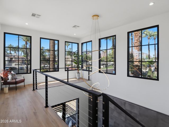 4317 E CAMPBELL Avenue, Phoenix, AZ 85018