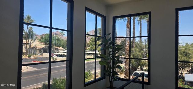 4317 E CAMPBELL Avenue, Phoenix, AZ 85018