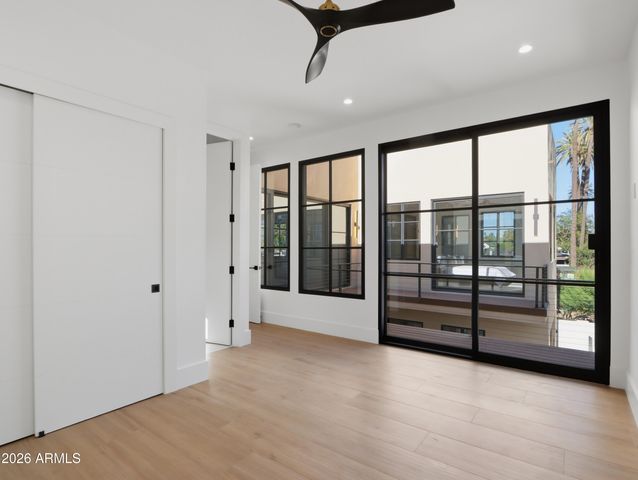 4317 E CAMPBELL Avenue, Phoenix, AZ 85018