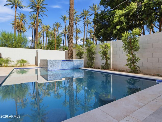 4317 E CAMPBELL Avenue, Phoenix, AZ 85018