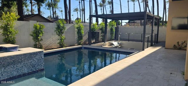 4317 E CAMPBELL Avenue, Phoenix, AZ 85018