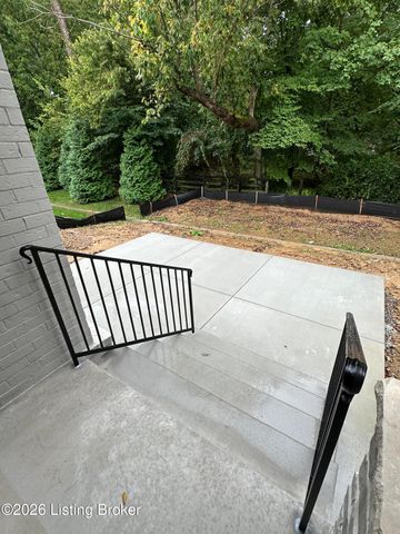 8104 Sutherland Farm Rd, Prospect, KY 40059