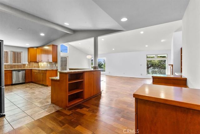 2377 Silver Ridge Avenue, Los Angeles, CA 90039