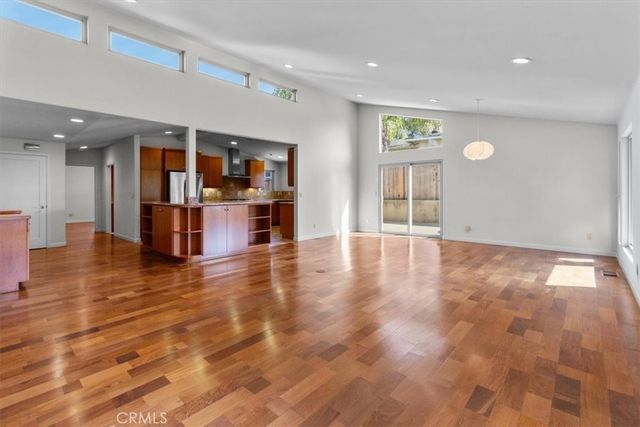 2377 Silver Ridge Avenue, Los Angeles, CA 90039