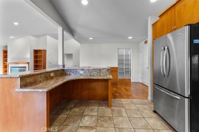 2377 Silver Ridge Avenue, Los Angeles, CA 90039