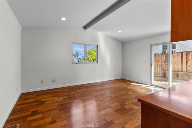 2377 Silver Ridge Avenue, Los Angeles, CA 90039