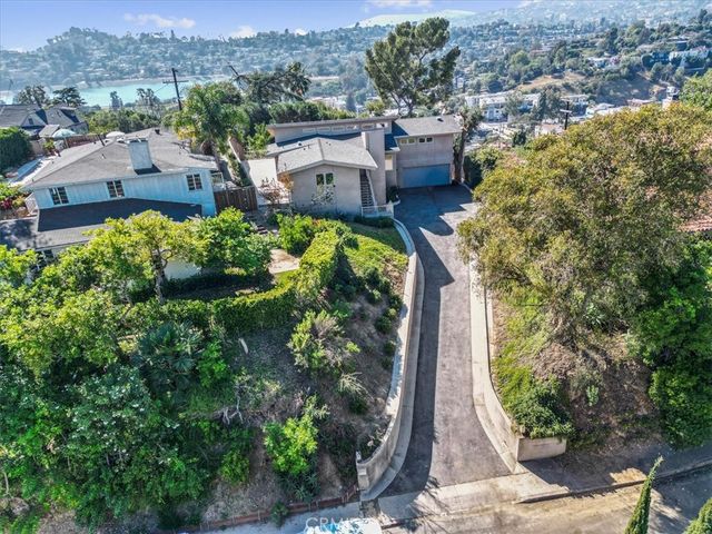 2377 Silver Ridge Avenue, Los Angeles, CA 90039