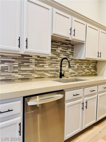 3504 Desert Cliff Street 202, Las Vegas, NV 89129