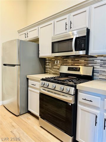 3504 Desert Cliff Street 202, Las Vegas, NV 89129