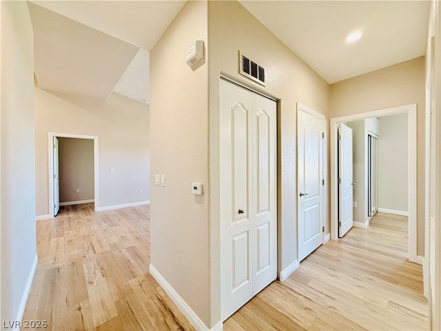 3504 Desert Cliff Street 202, Las Vegas, NV 89129