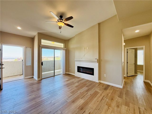 3504 Desert Cliff Street 202, Las Vegas, NV 89129