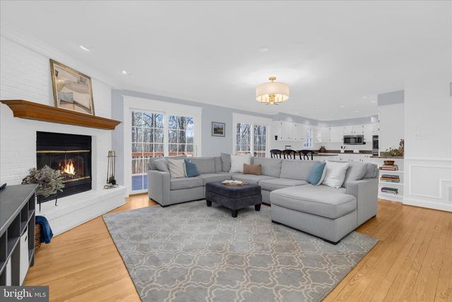962 COACHWAY, Annapolis, MD 21401