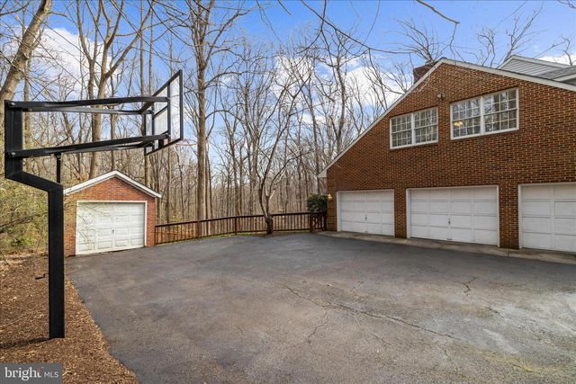 962 COACHWAY, Annapolis, MD 21401