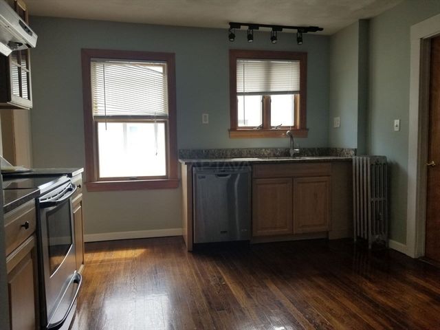 126 Albion 3, Somerville, MA 02144