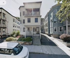 126 Albion 3, Somerville, MA 02144