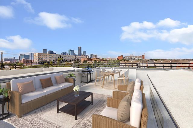 310 S Jensen Drive 2, Houston, TX 77003