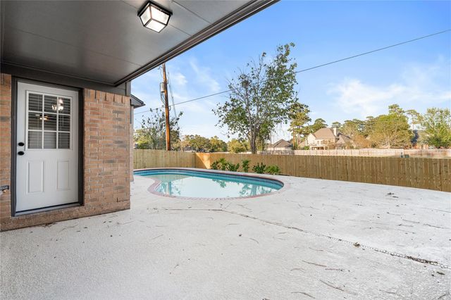 18706 Dempsey Oaks Drive, Humble, TX 77346