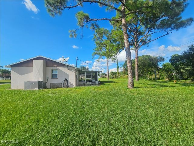 918 Gerald AVE, Lehigh Acres, FL 33936