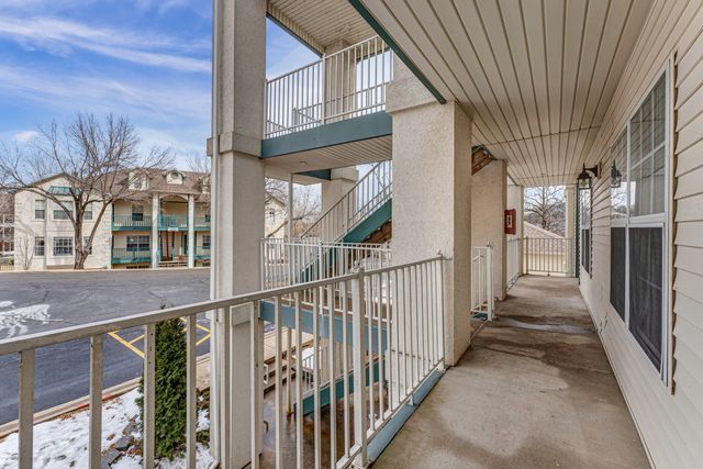 160 The Bluffs 37-4, Branson, MO 65616