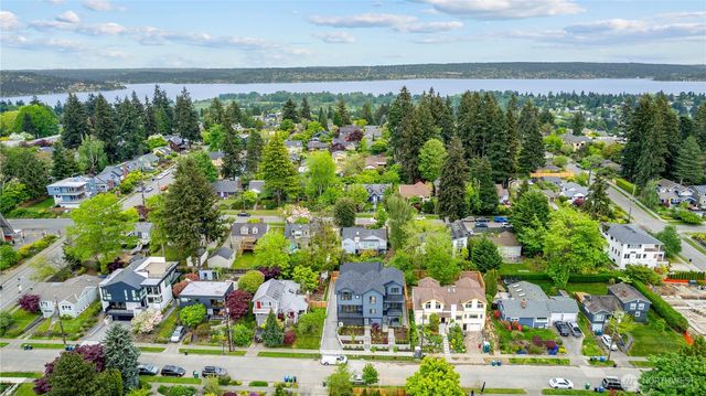 6832 B 47th Avenue NE, Seattle, WA 98115