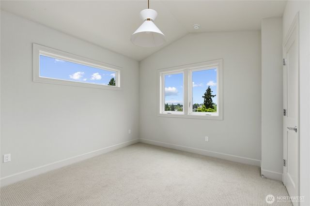 6832 B 47th Avenue NE, Seattle, WA 98115