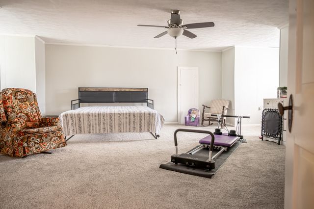 312 S Church St, Adams, TN 37010