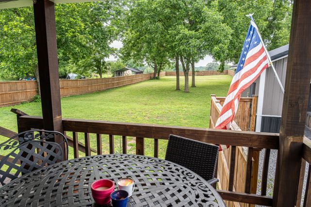 312 S Church St, Adams, TN 37010