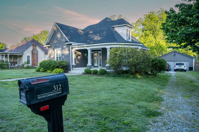 312 S Church St, Adams, TN 37010