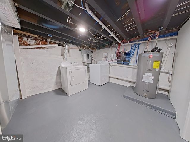 1326 S STANLEY ST, Philadelphia, PA 19146
