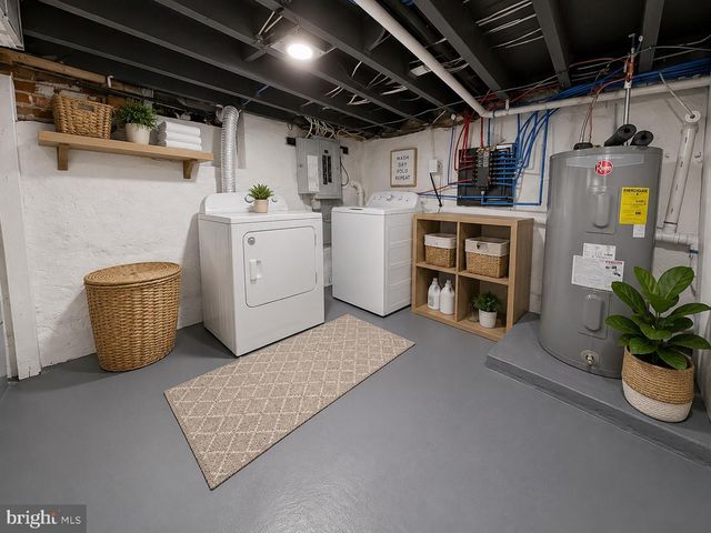 1326 S STANLEY ST, Philadelphia, PA 19146