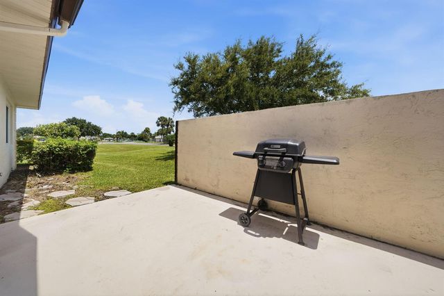 5852 Dream Court 35D, Fort Pierce, FL 34982