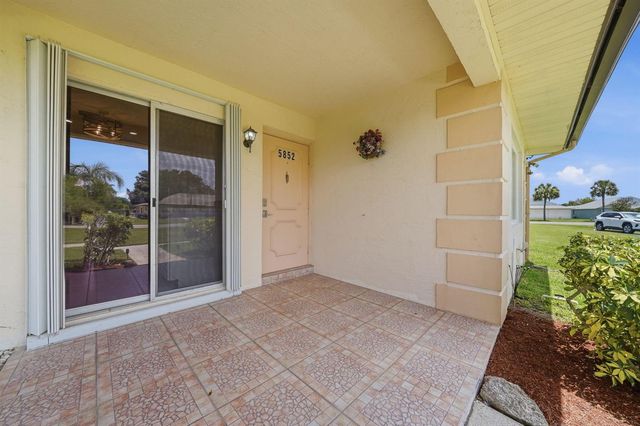 5852 Dream Court 35D, Fort Pierce, FL 34982